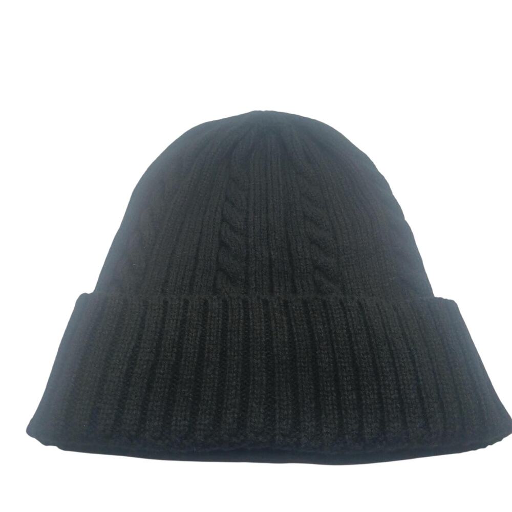 New nwt black Isotoner cable knit beanie hat